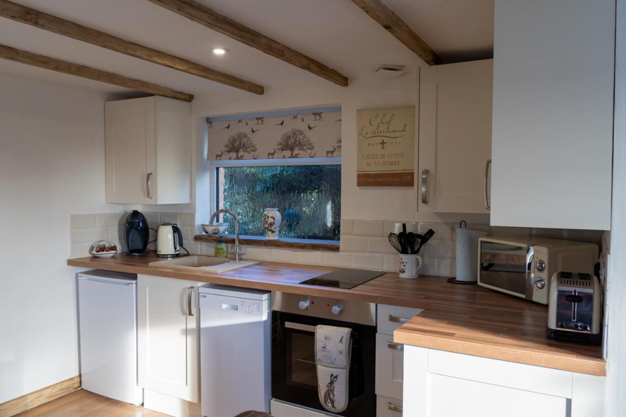 Rose Hideaway - Forest Of Dean Cosy Cabin Retreat Yorkley Eksteriør billede